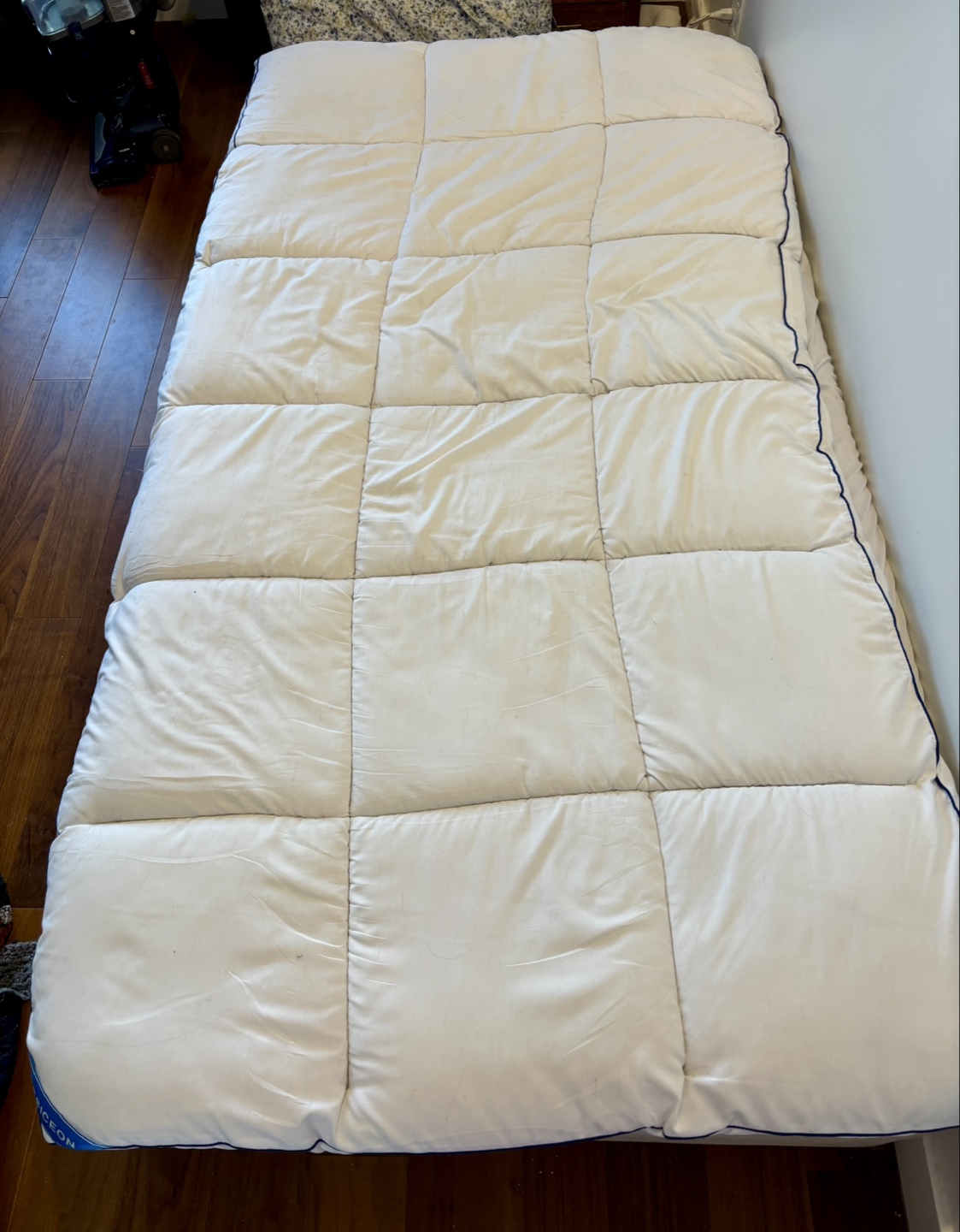 FINAL DAY! Single (Twin) Bed with mattress topper - photo 2