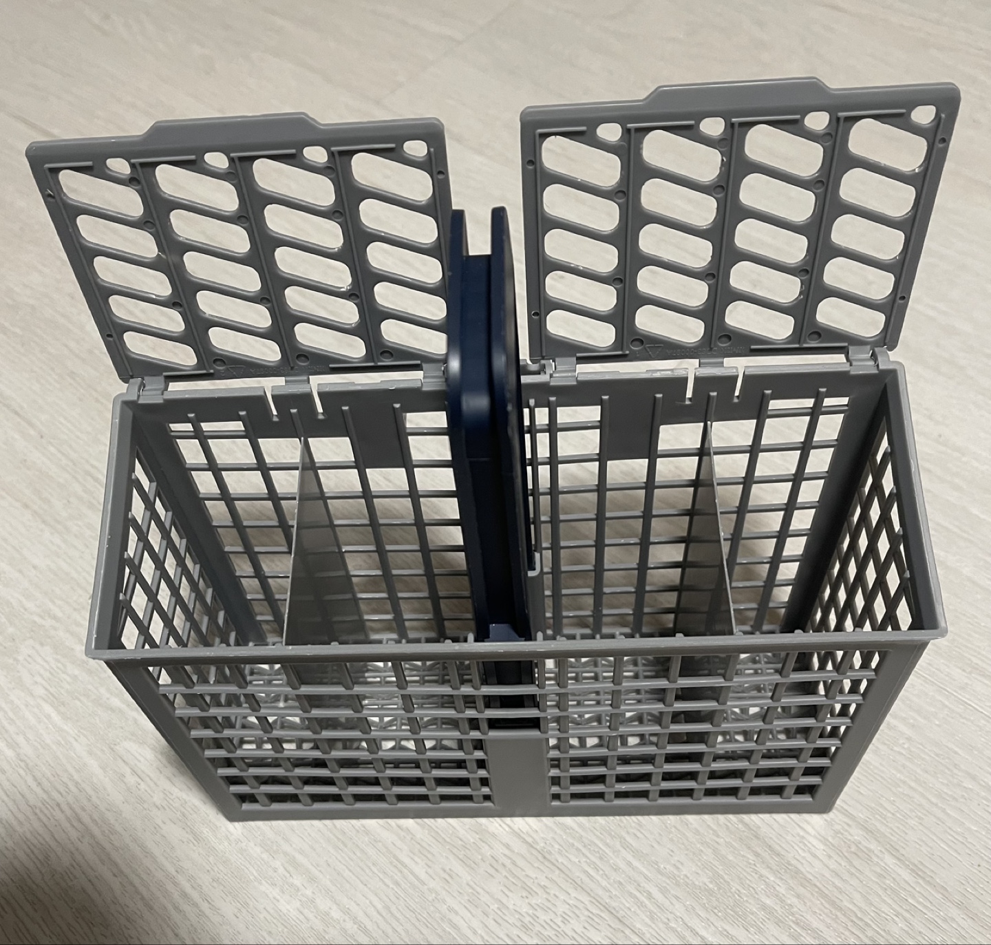 Washed Cutleries  Basket/ dryer
