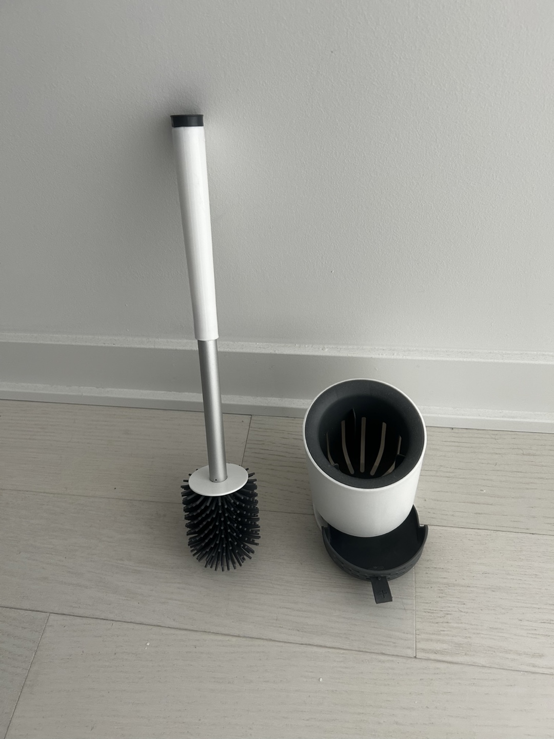 Toilet Brush and Holder Set - Silicone Bristles