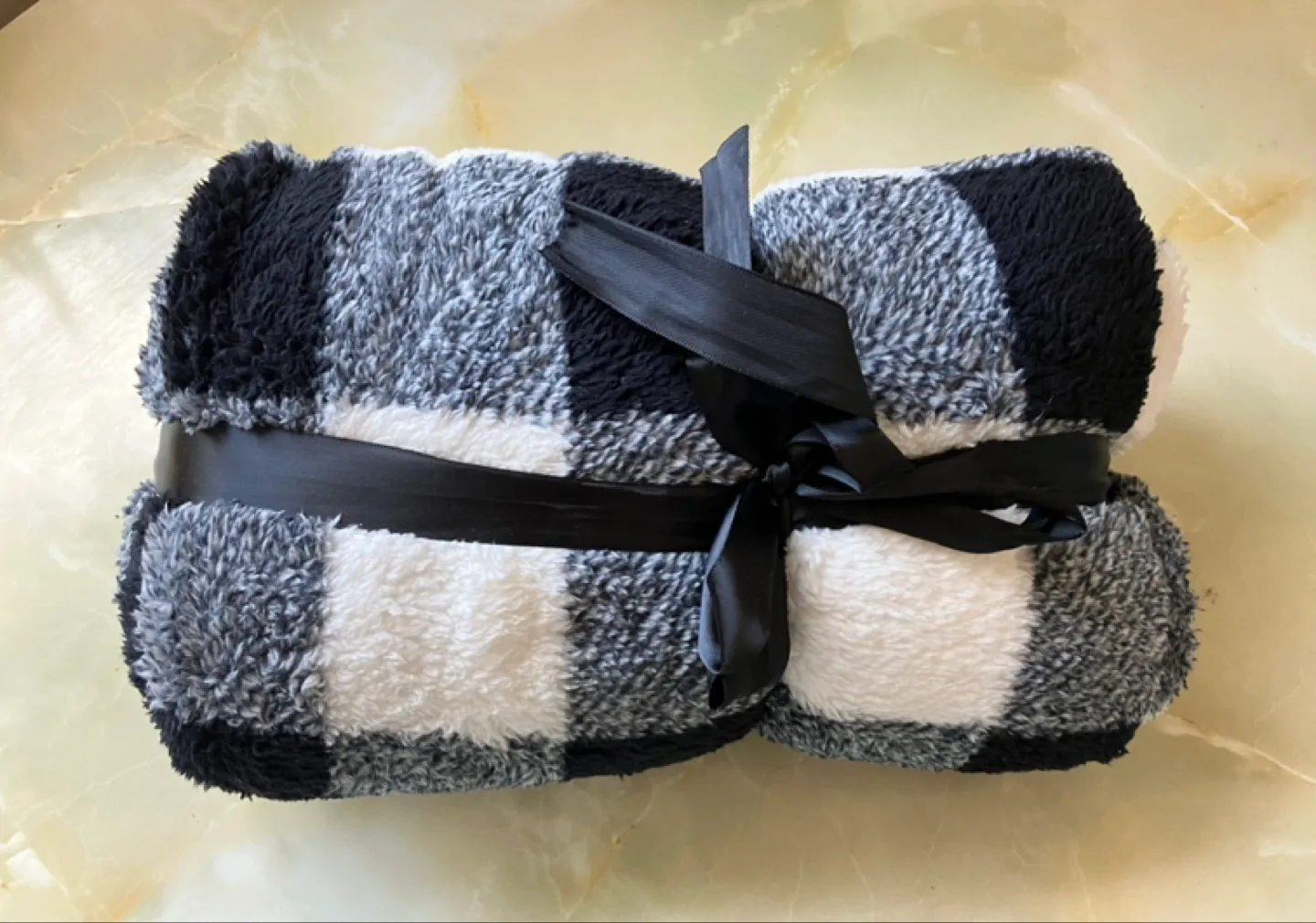 BNIP Throw Blanket image indicator(2)