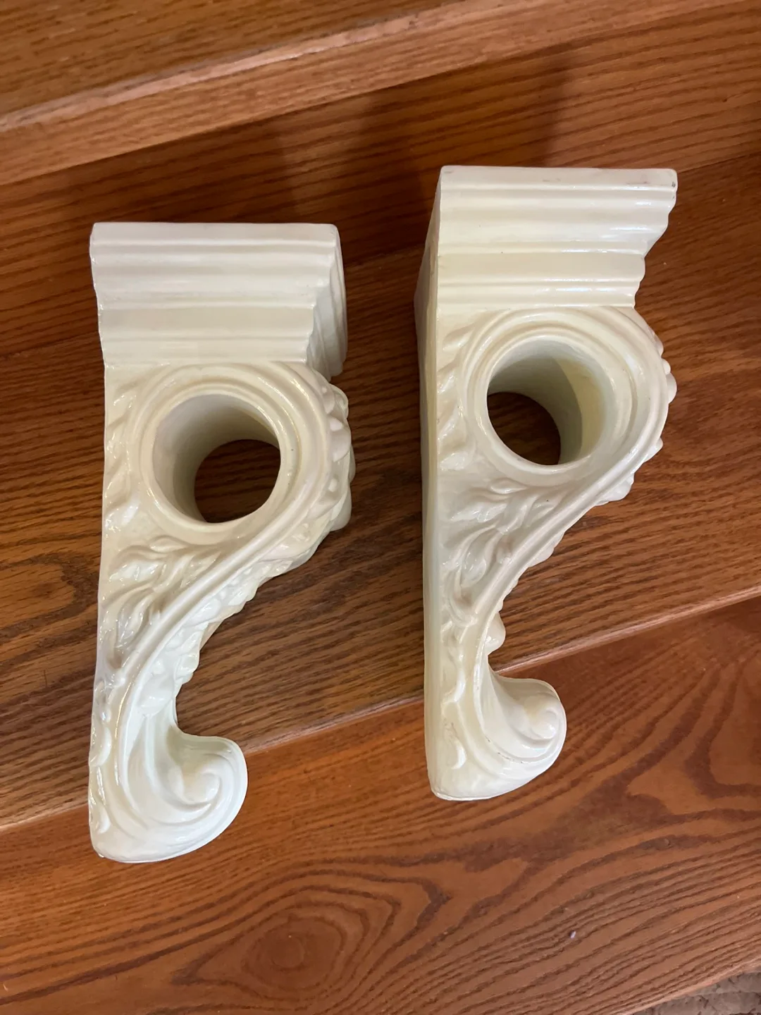 Pair of Ornate White Corbels image indicator(2)
