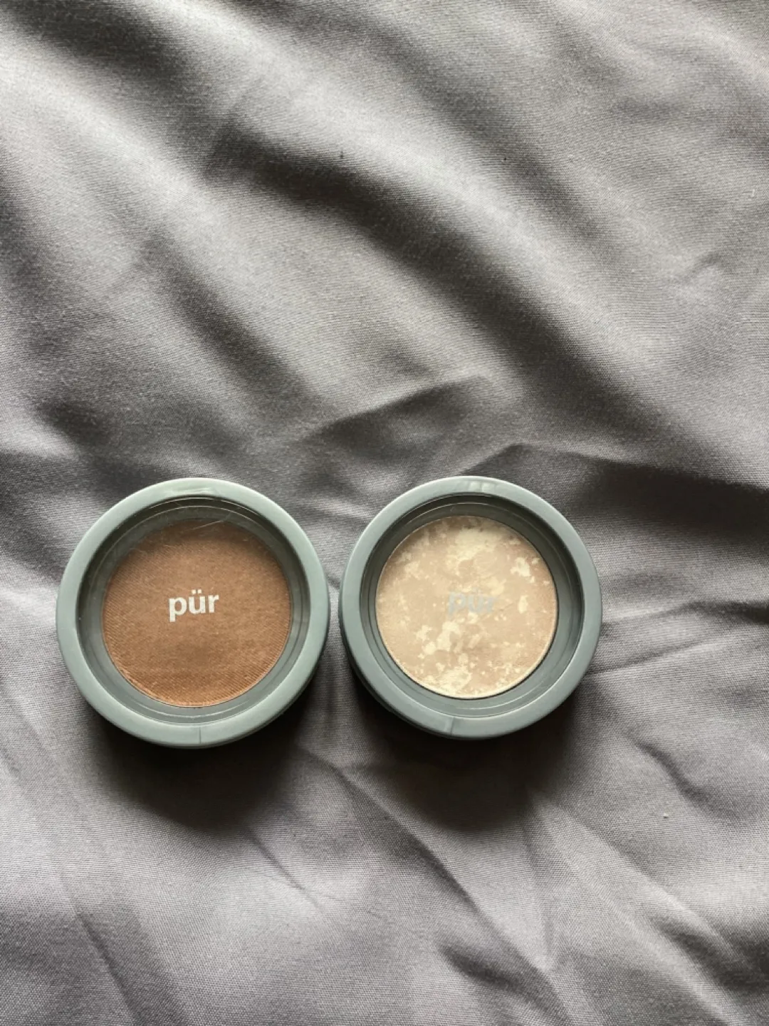 pür Cosmetics - 4-in-1 Correcting Primer & Two Face Powders image indicator(2)