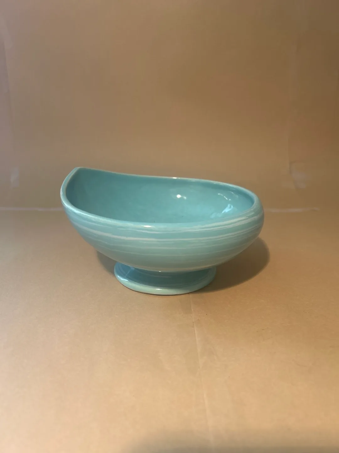 Vintage McCoy USA Pottery Bowl thumbnail