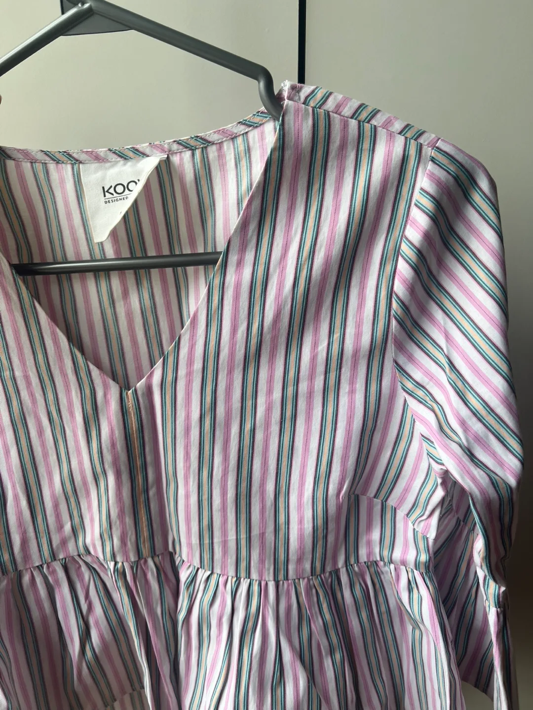 Striped Crop Top image indicator(3)