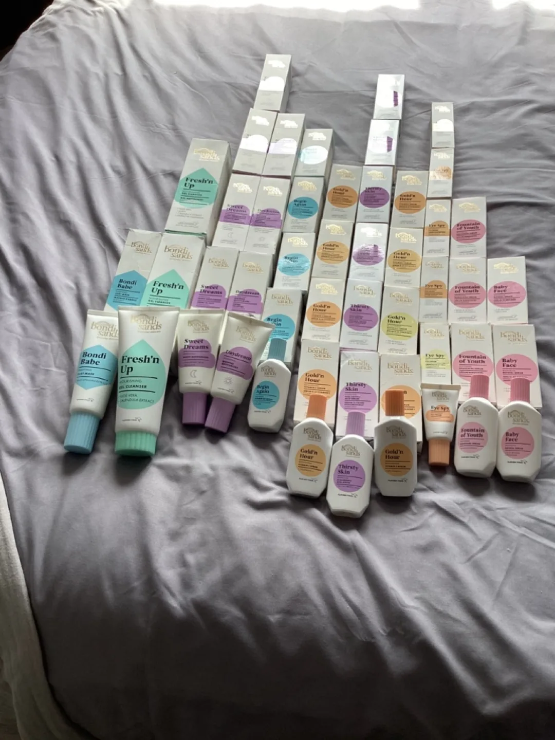 Bondi Sands Gels, serums, vit C, eye creams & moisturizers image indicator(10)