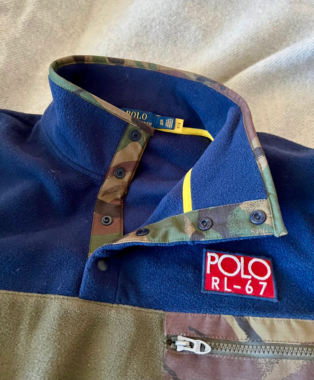 Polo Ralph Lauren RL-67 Camo Fleece Pullover - Size XL image indicator(3)