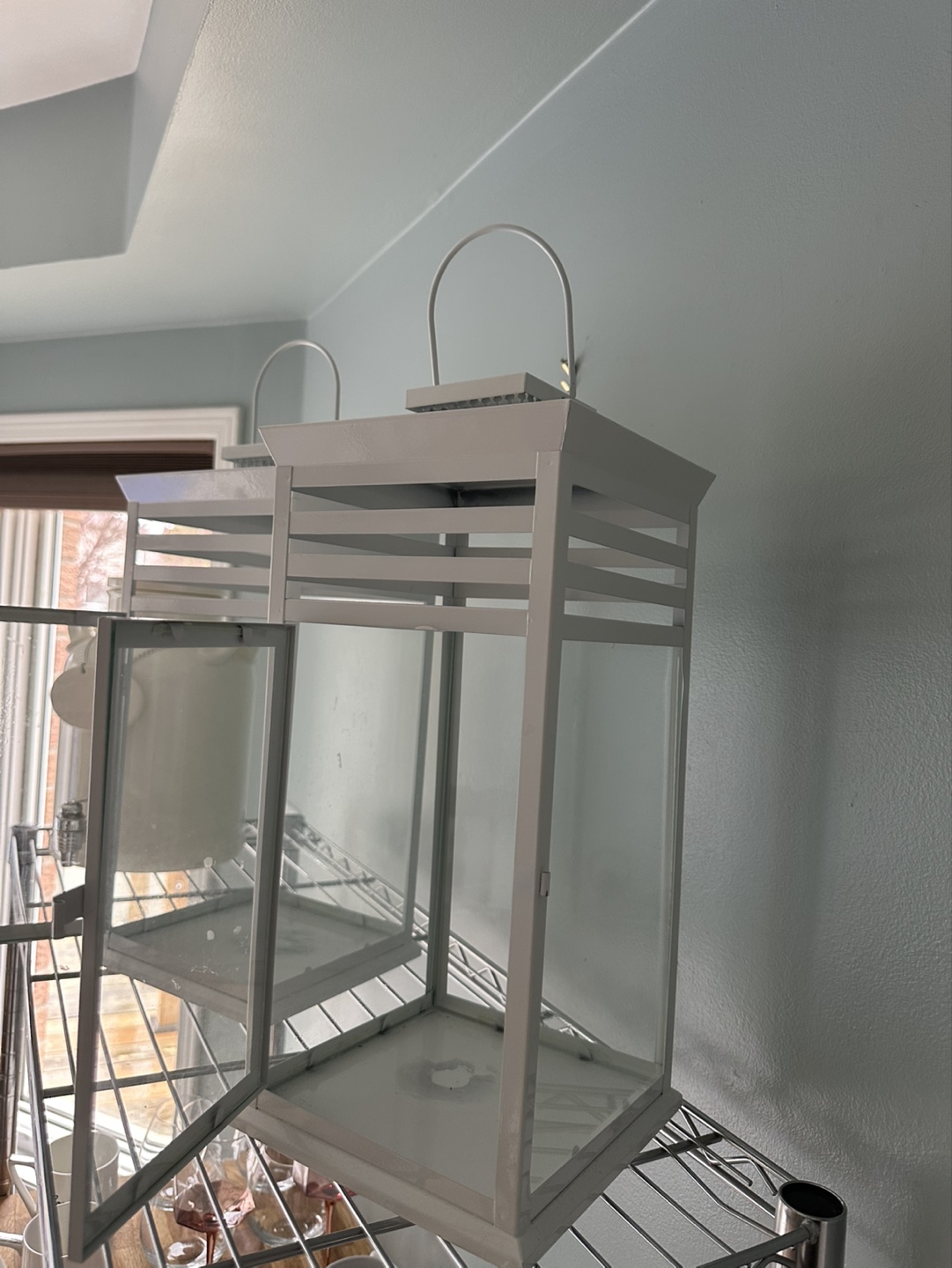 Pair of White Metal Lanterns - photo 2
