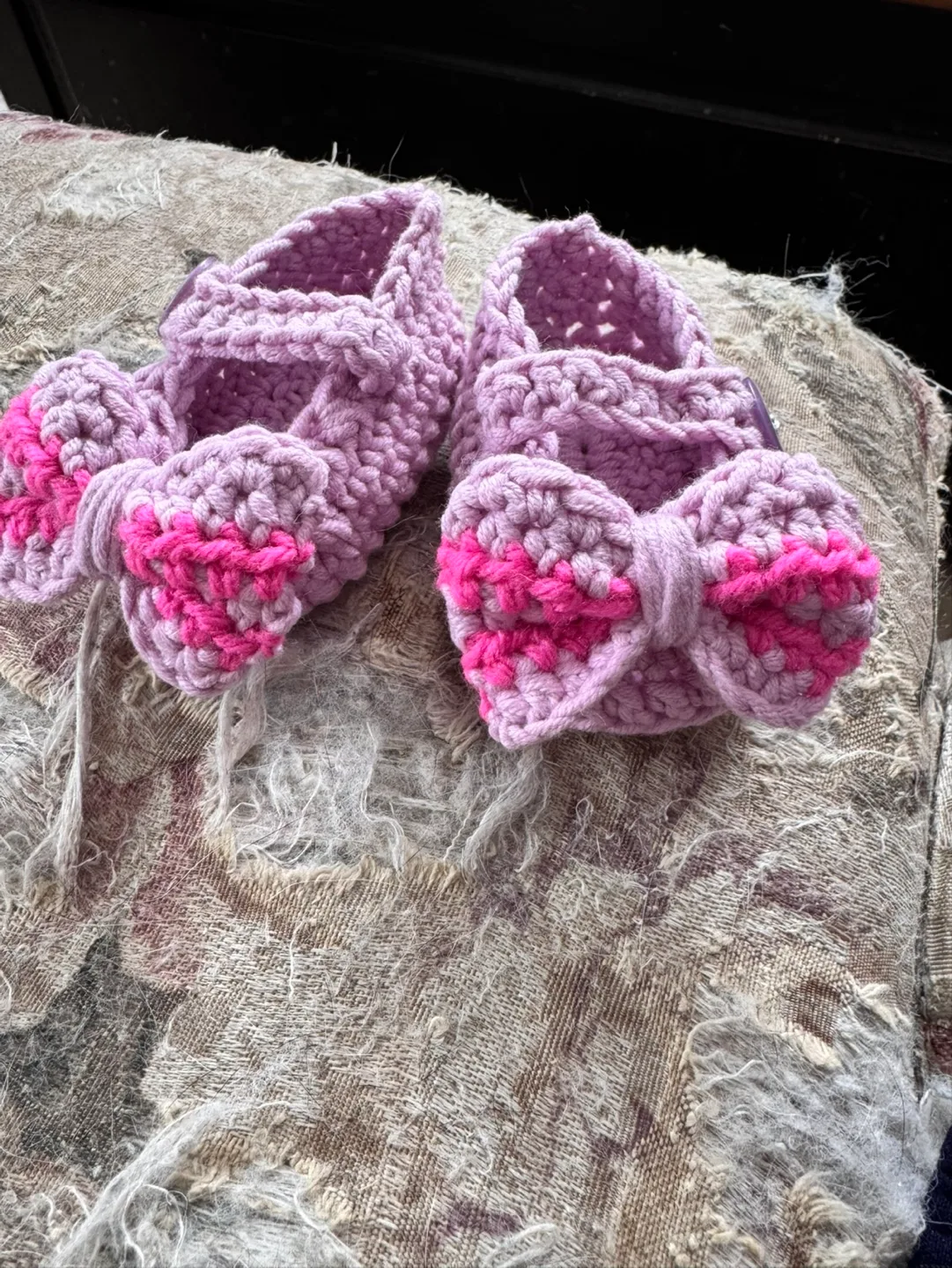 Handmade Crochet Baby Booties image indicator(2)