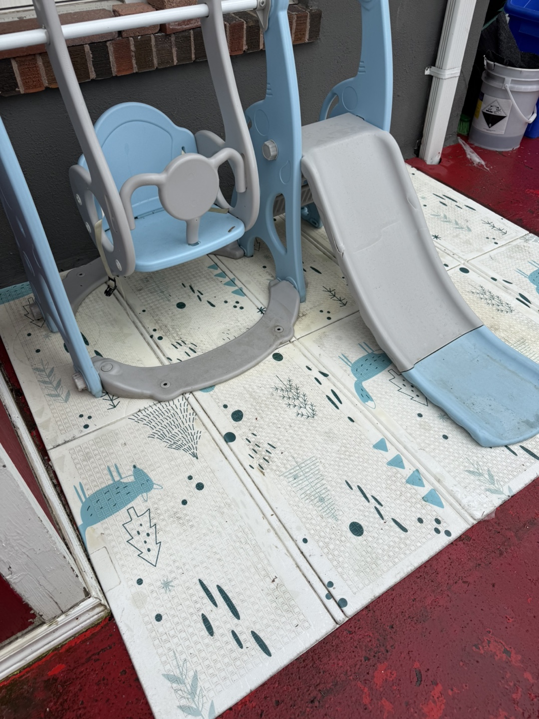 Kids' Outdoor Playset with Slide and Swing - photo 2