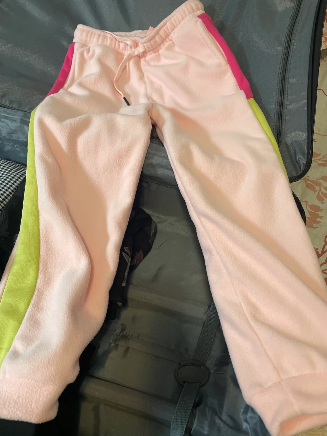 Pink Fleece Hoodie and Joggers Set for Girls image indicator(4)