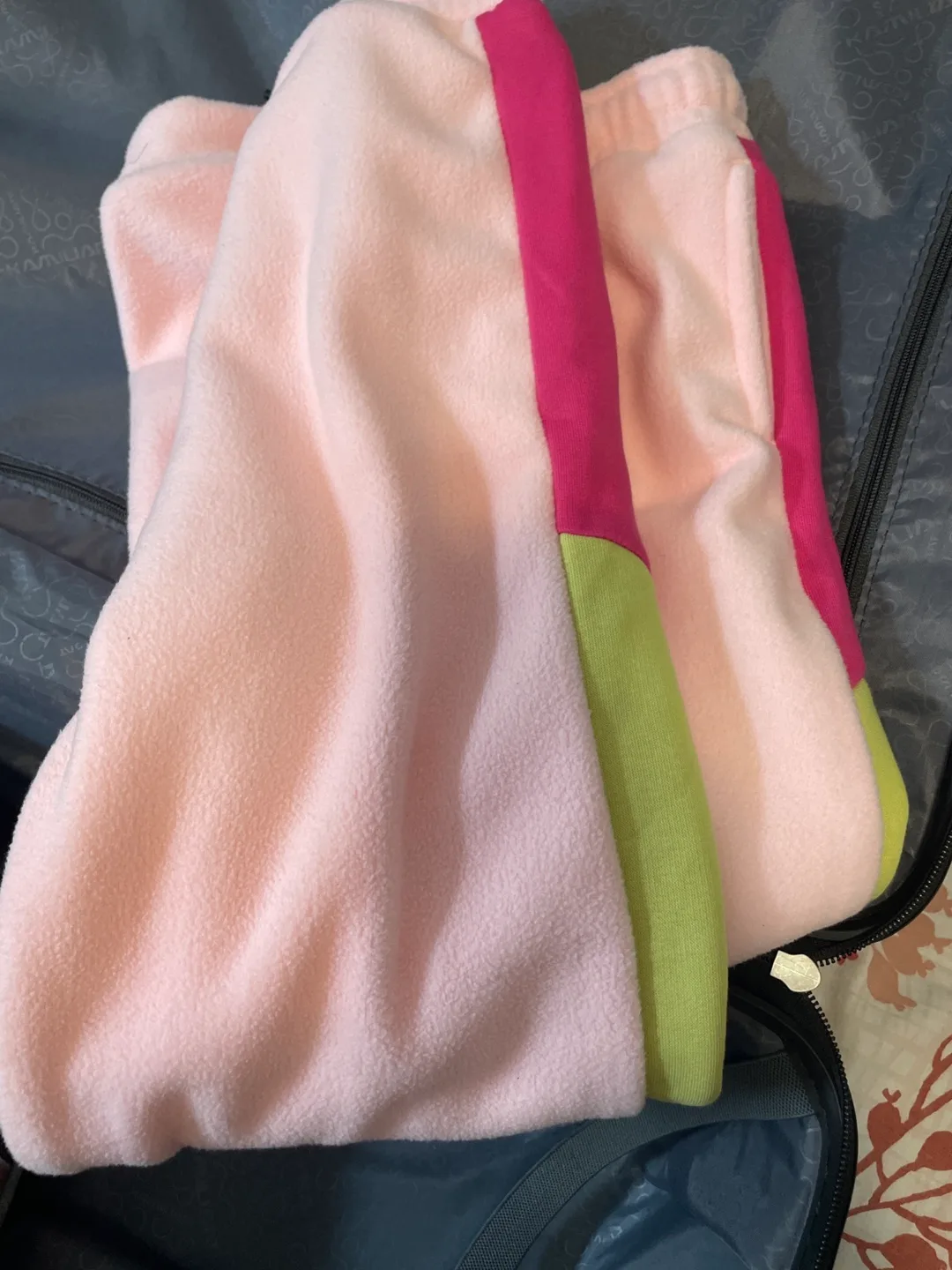 Pink Fleece Hoodie and Joggers Set for Girls image indicator(3)