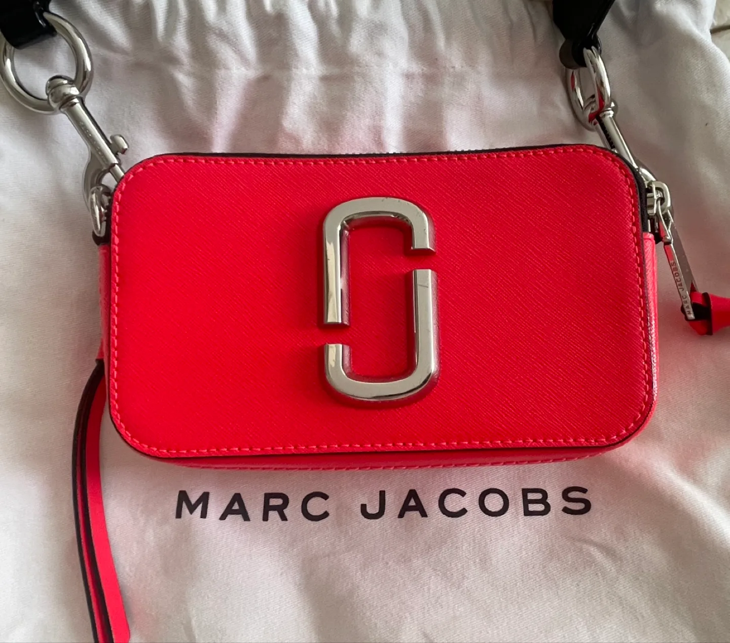 Marc Jacobs Snapshot Bag image indicator(8)