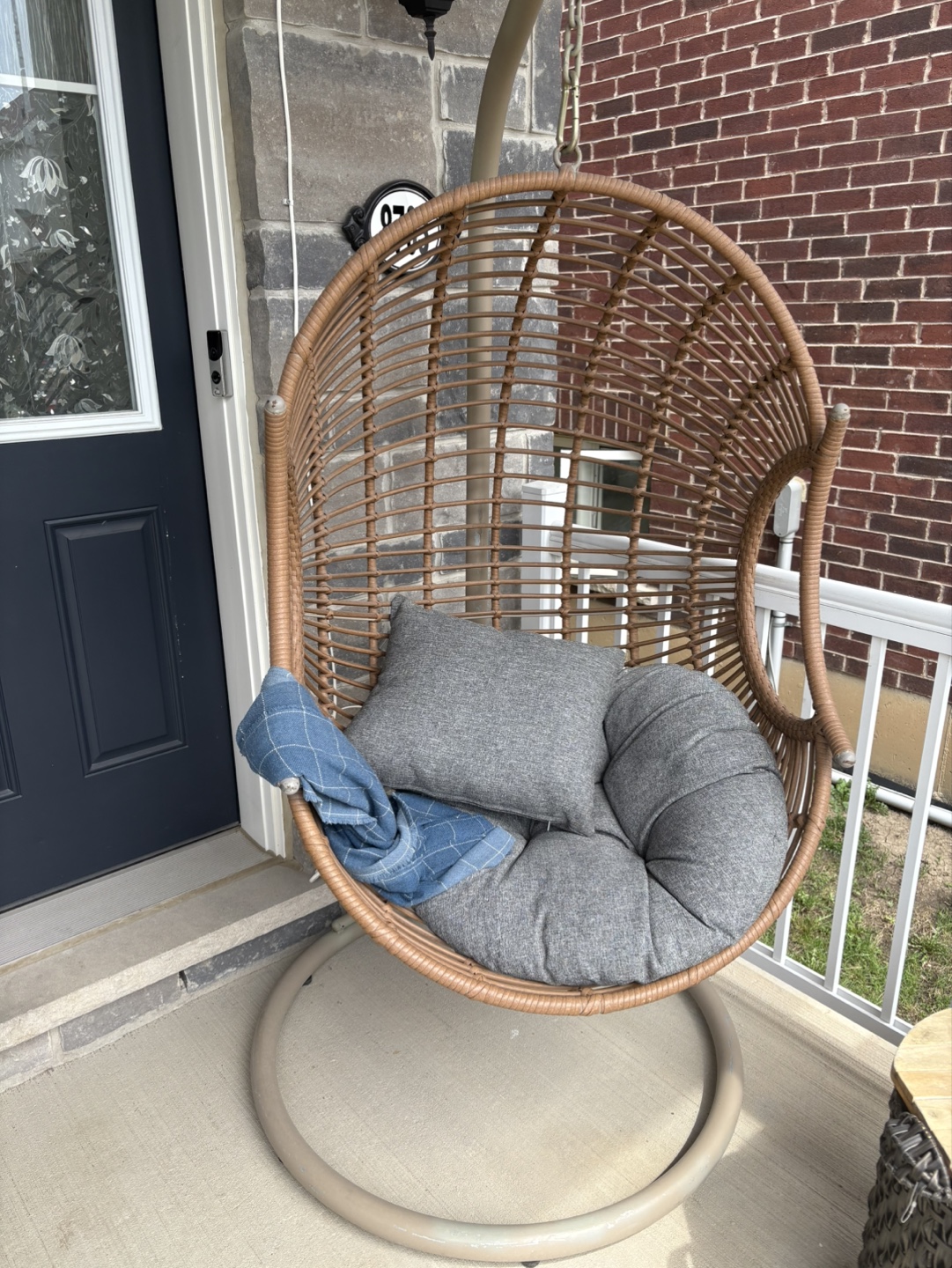 Wicker Hanging Egg Chair with Cushions