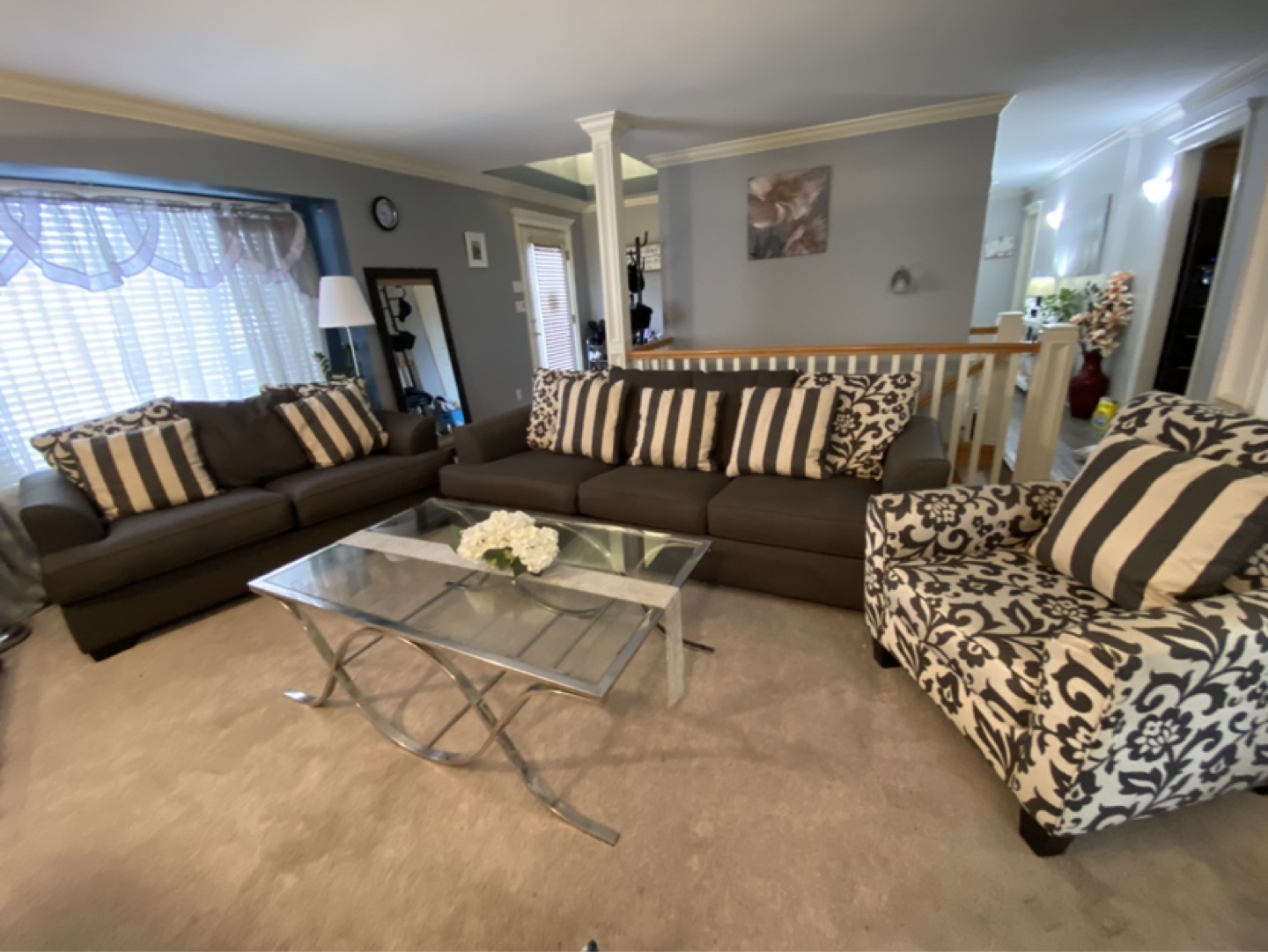 Cozy Living Room Set - photo 2