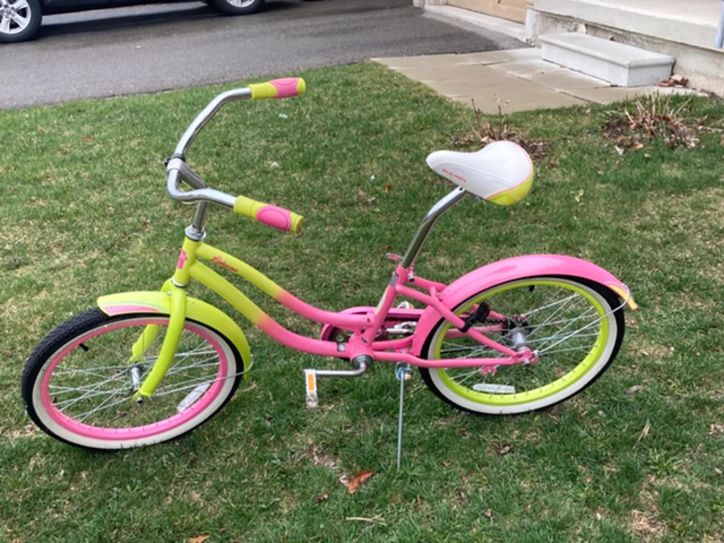 Kulana Cruiser Co. Girls' Bike image indicator(2)