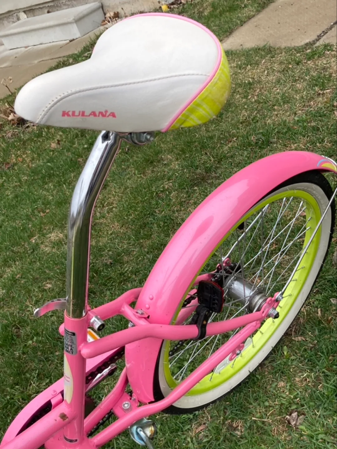 Kulana Cruiser Co. Girls' Bike image indicator(5)
