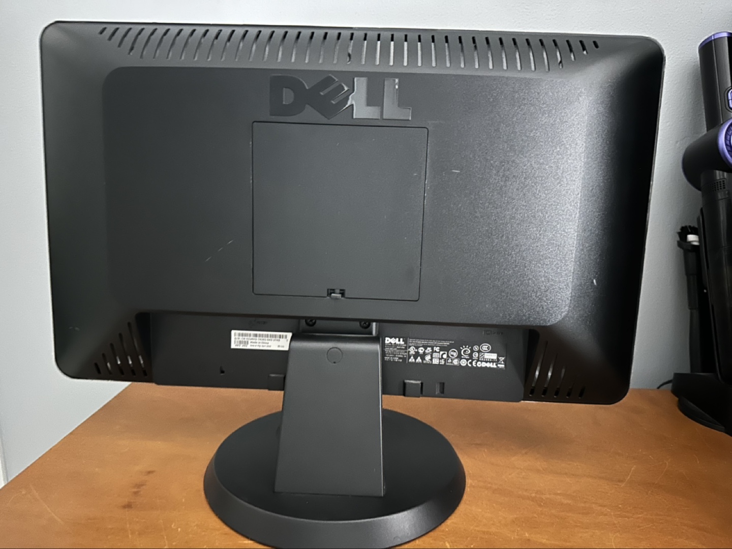 Dell 20 inch LCD Monitor - photo 2