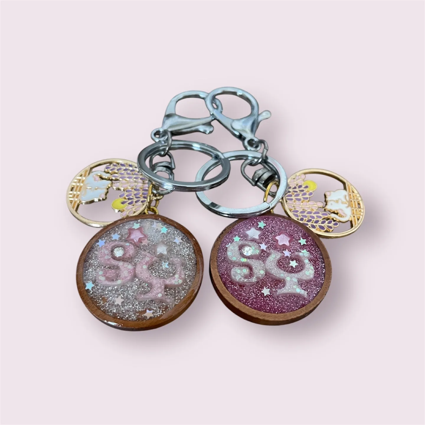 Custom Resin Keychain with Cat Charms thumbnail