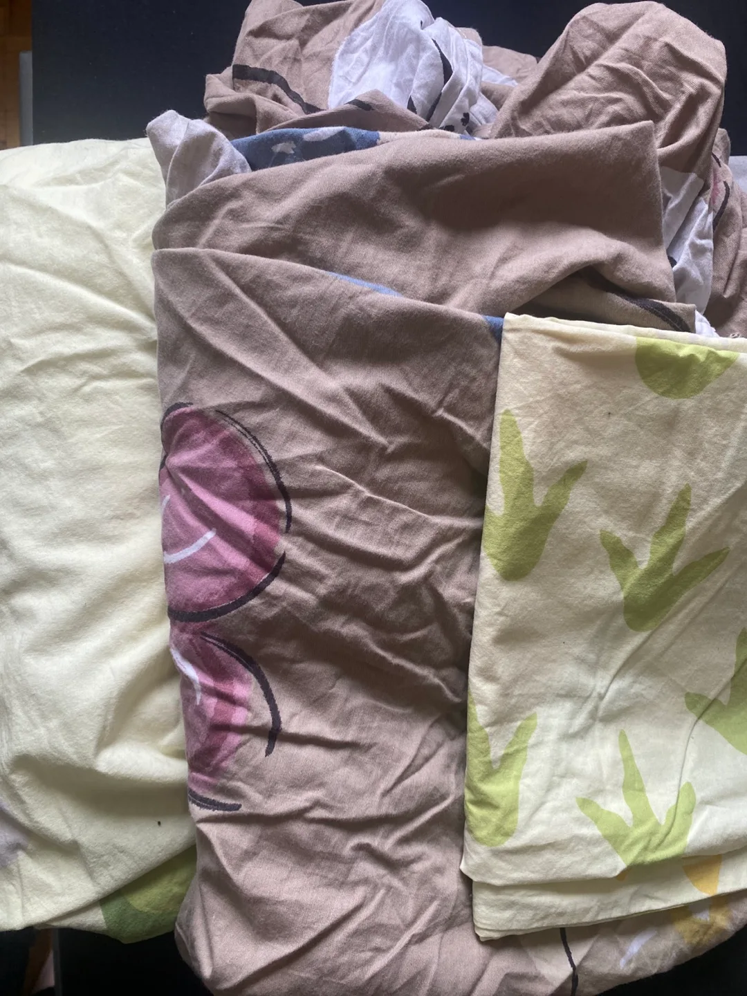 Bundle of 3 Twin/Full Size Bedding Sets image indicator(2)