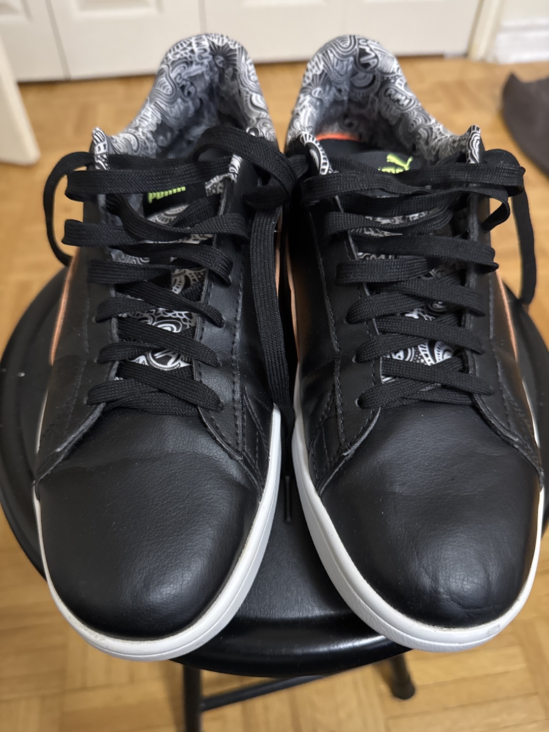 Puma Smash v2 Black/Yellow Sneakers