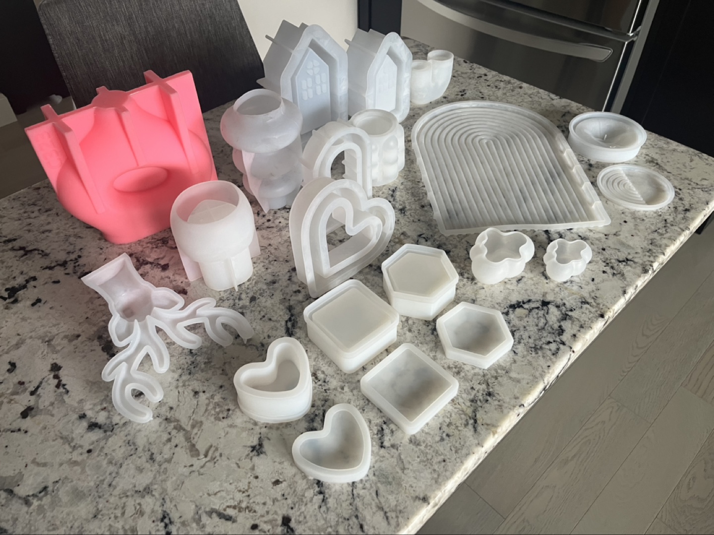 Resin/Concrete/Gypsum Molds Bundle - photo 2