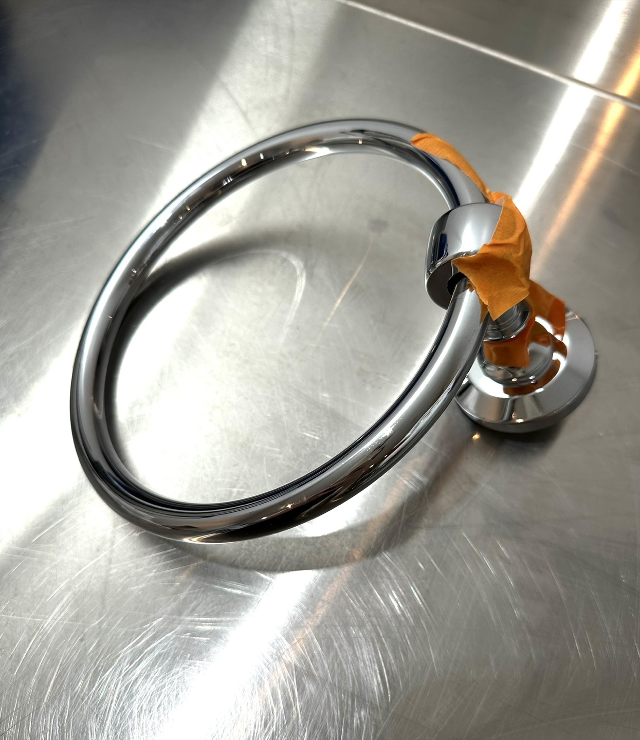 RH Chrome Towel Ring
