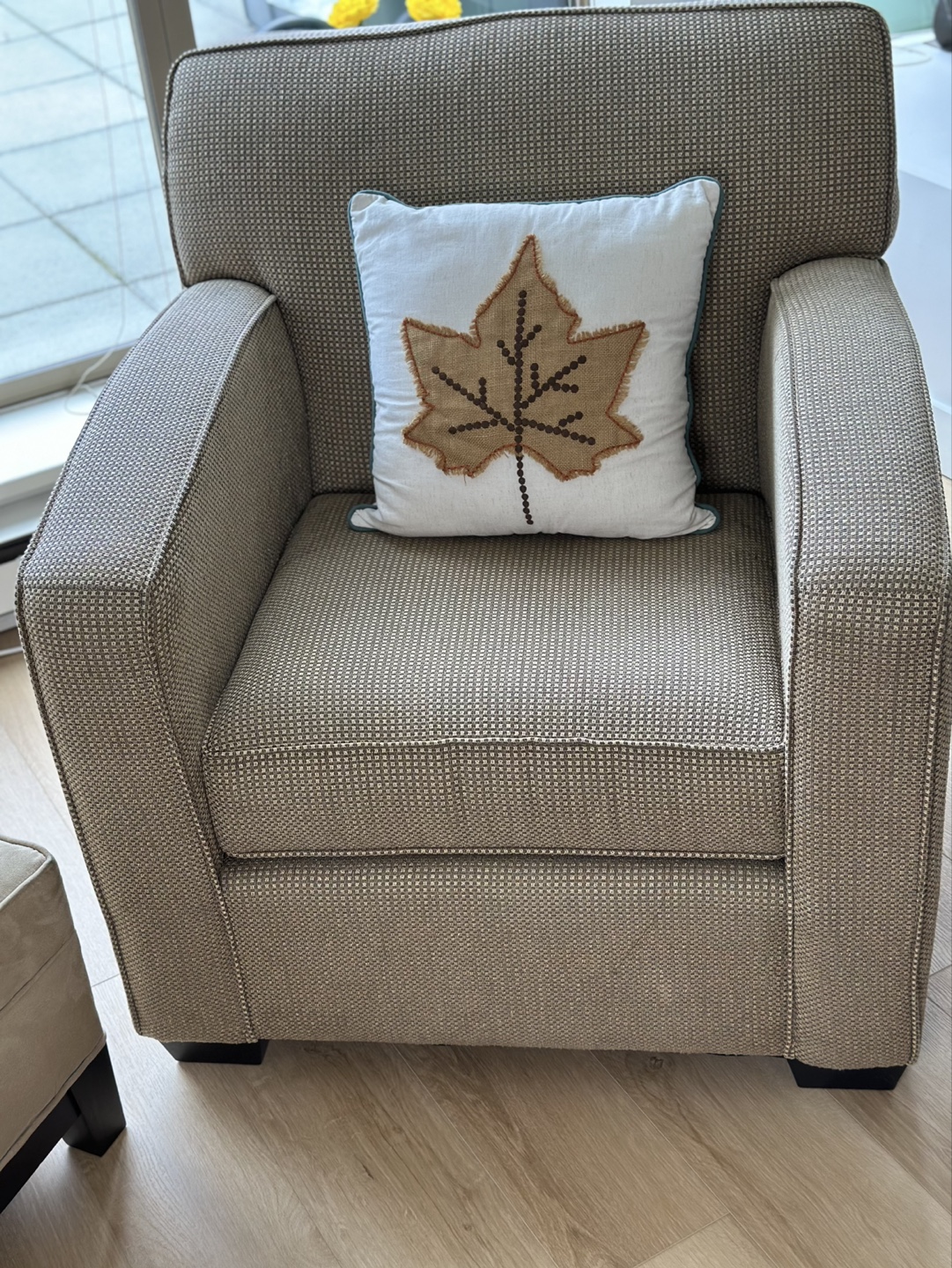 Beige Living Room Set - Sofa, Loveseat, Armchair & Ottoman - photo 3
