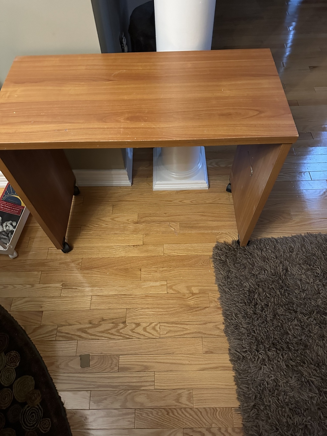Compact wooden desk - photo 2