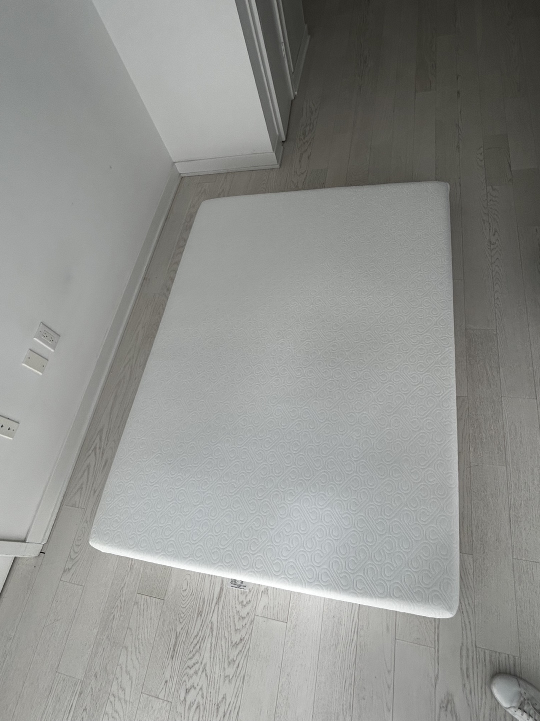 Urgent Moving out - Bloom Mattress Topper - Full size