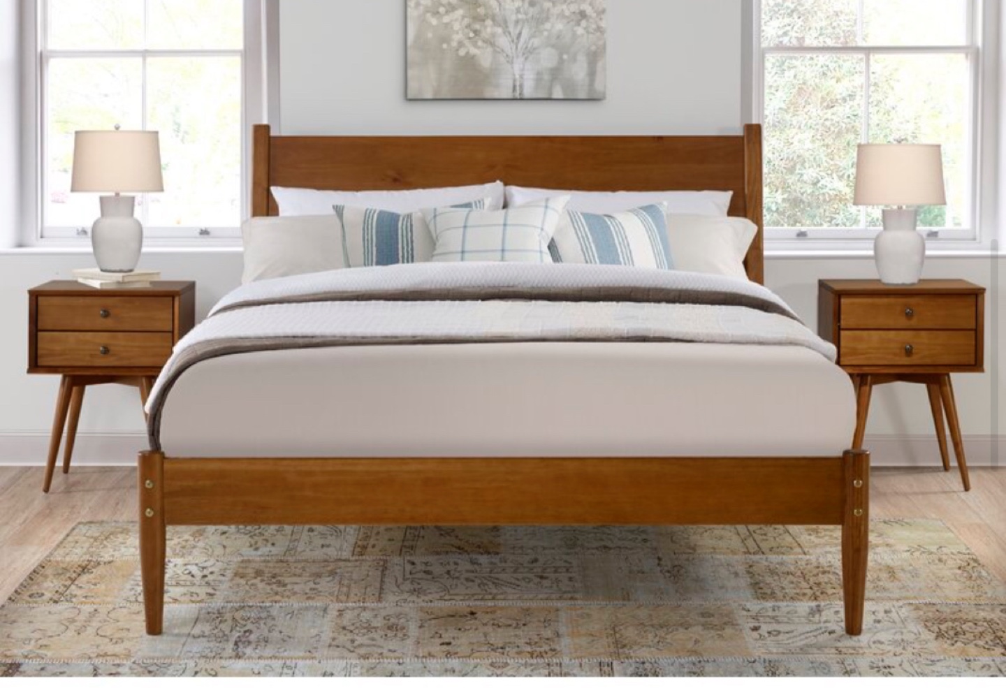 Mid-Century Panel Bed Frame - Queen Size - photo 2