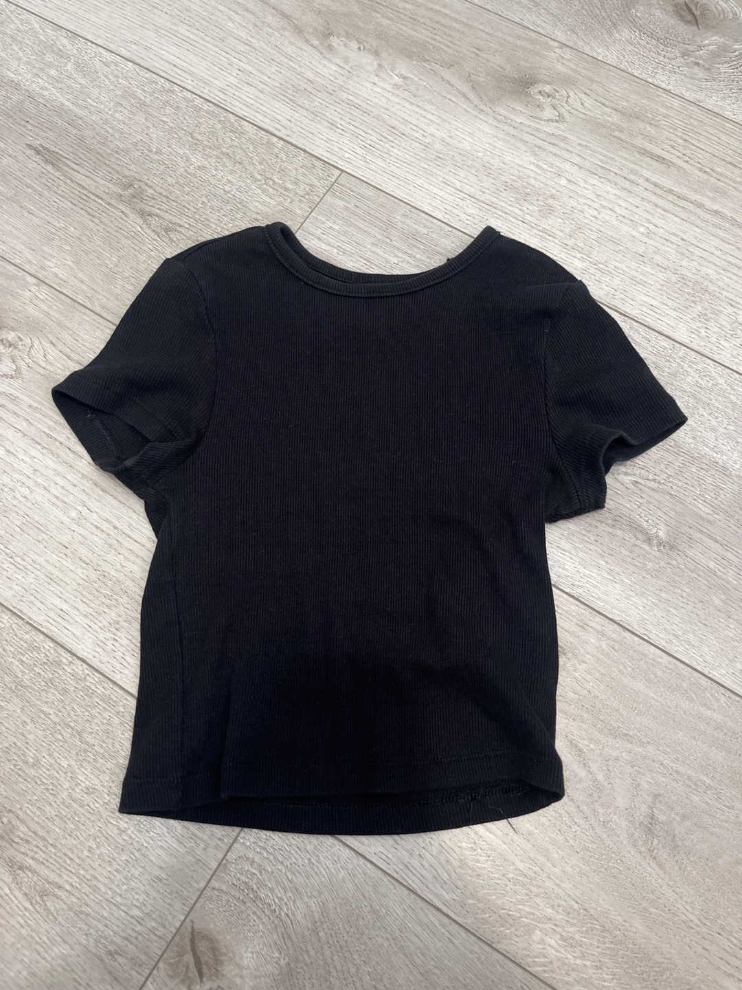 Black Ribbed Crop Top