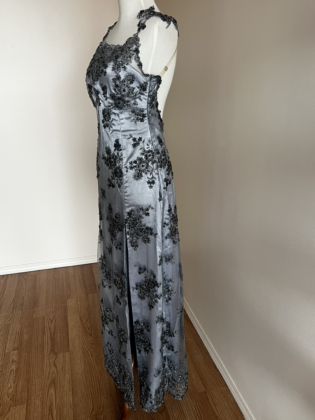 Prom dress - photo 2