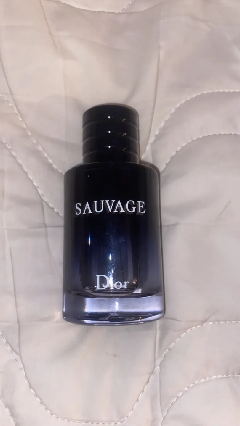 Dior Sauvage Eau De Toilette Spray 2 fl oz image indicator(3)