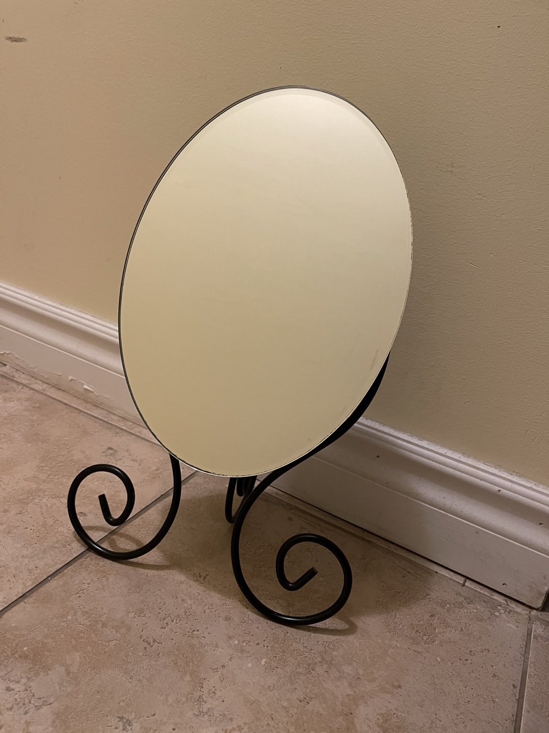 IKEA MYKEN Oval Mirror with Stand