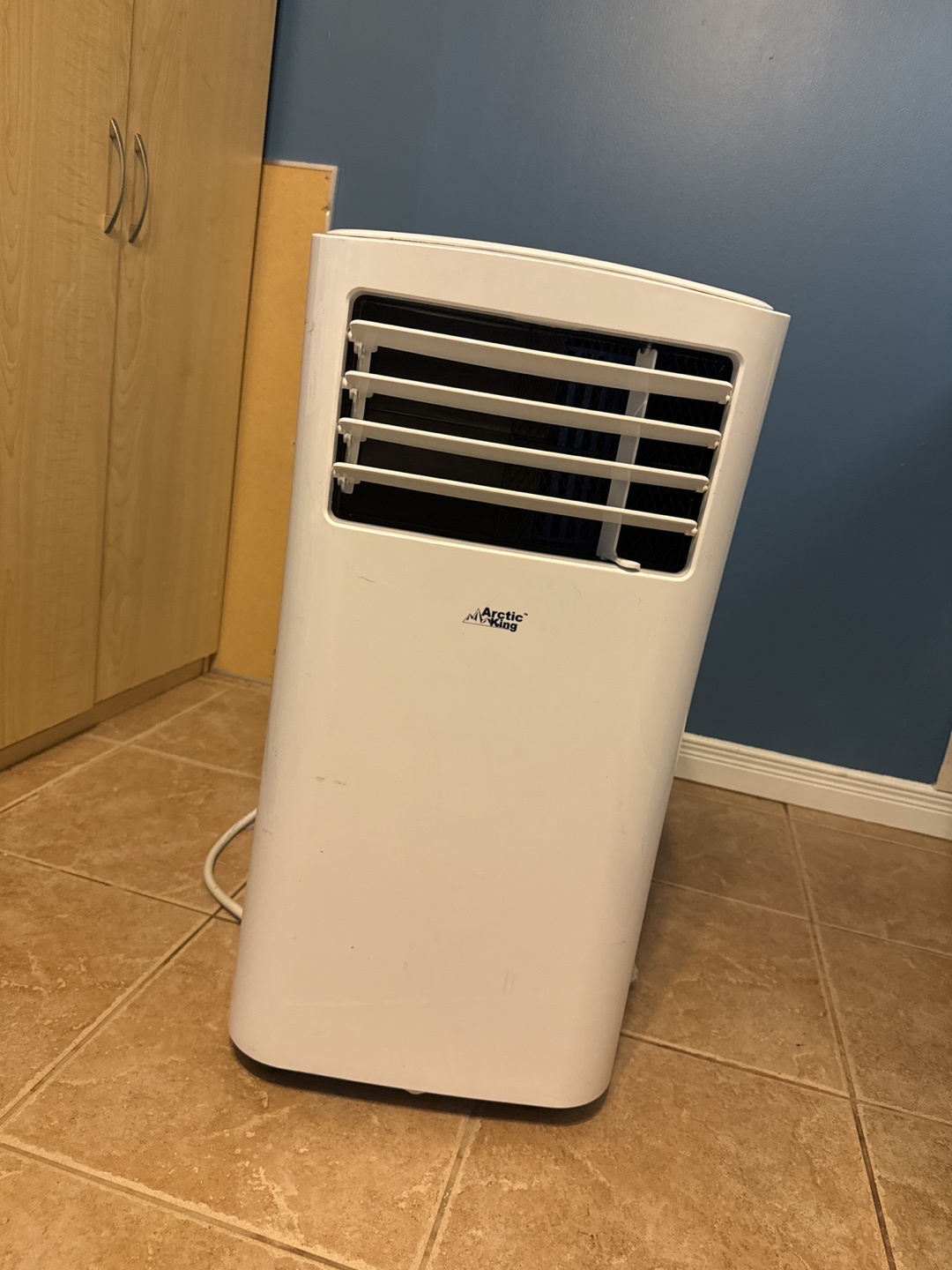 Arctic King Portable Air Conditioner - photo 2