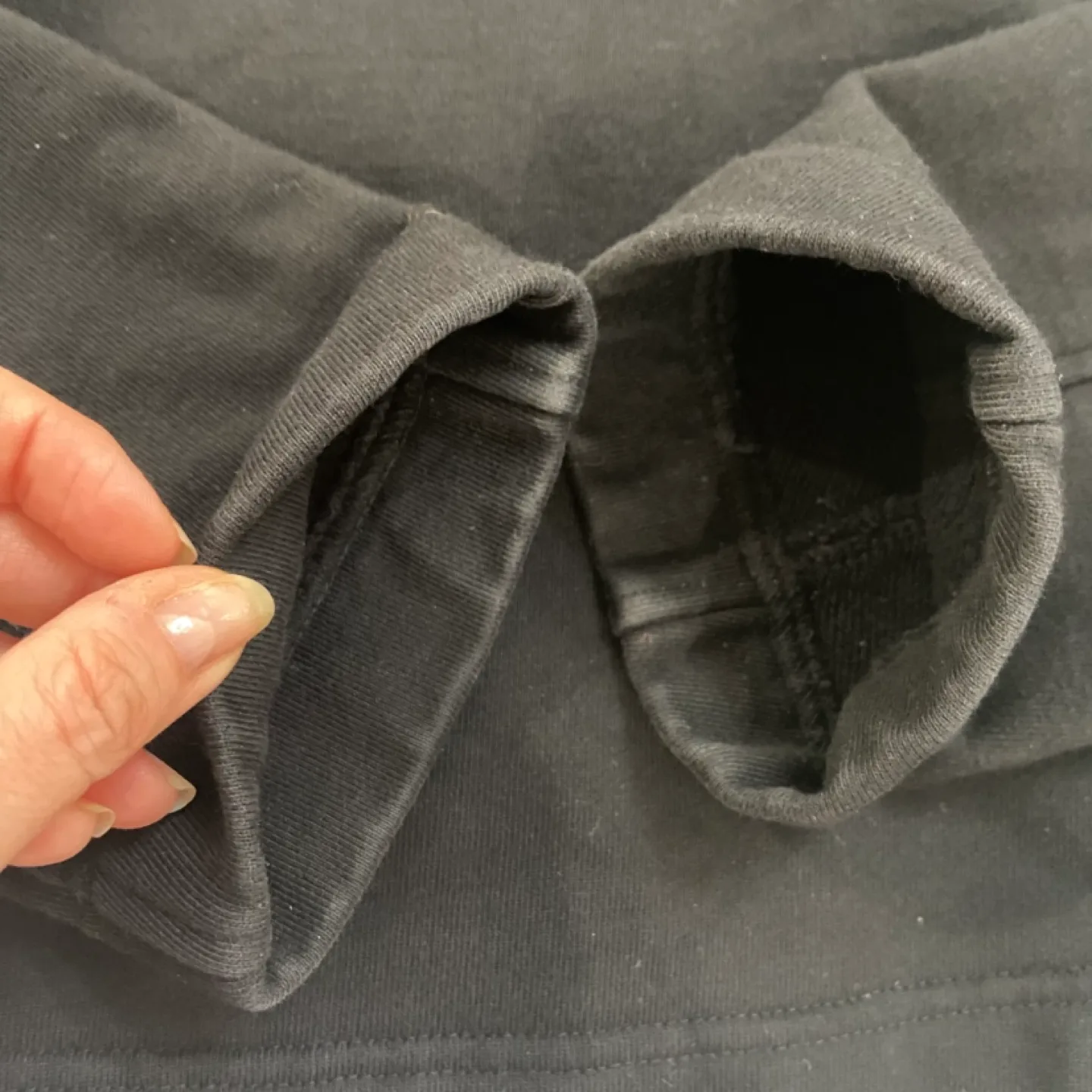 Small women’s Talula cropped hoodie image indicator(7)