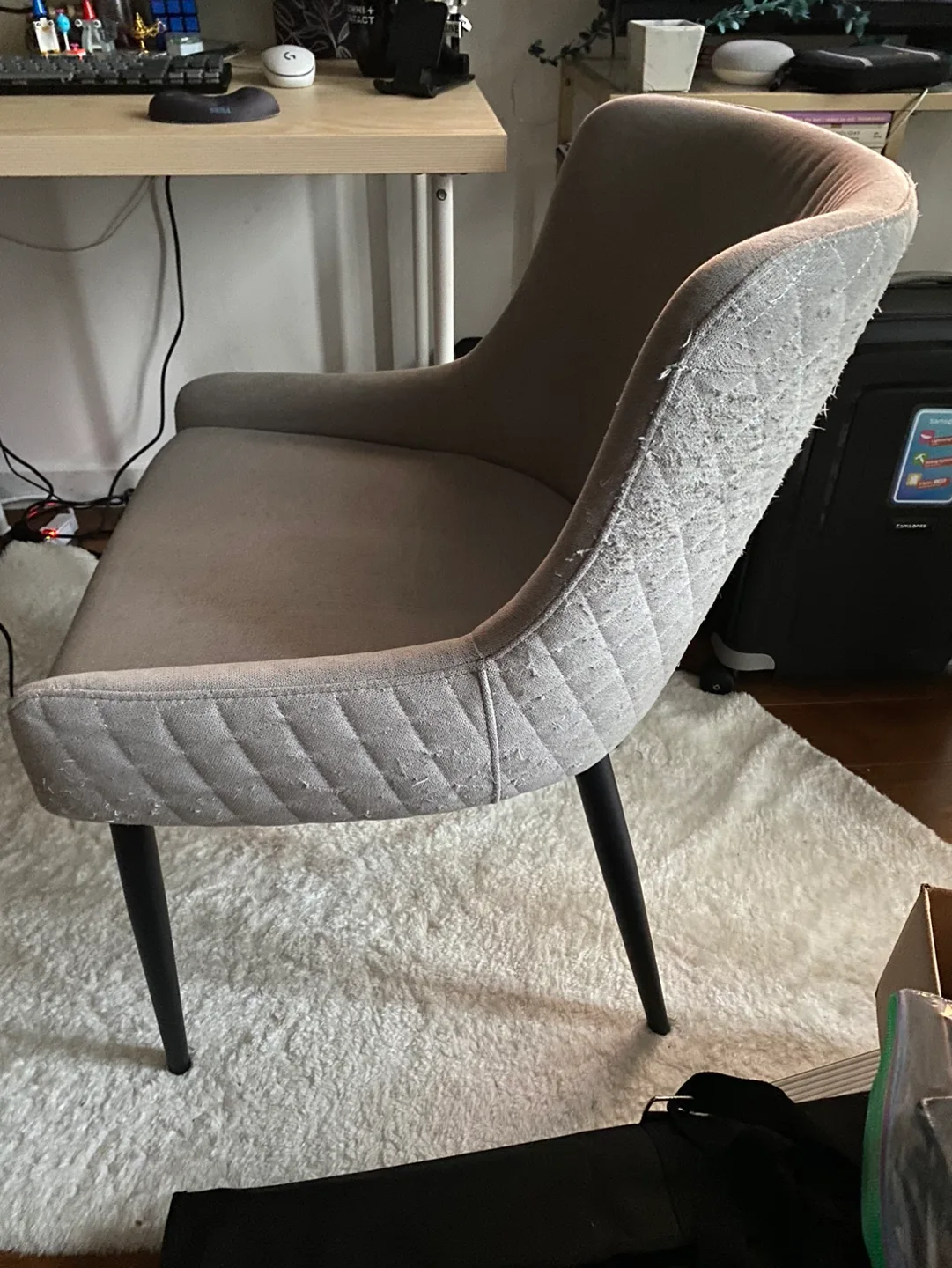 Grey quilted chair thumbnail