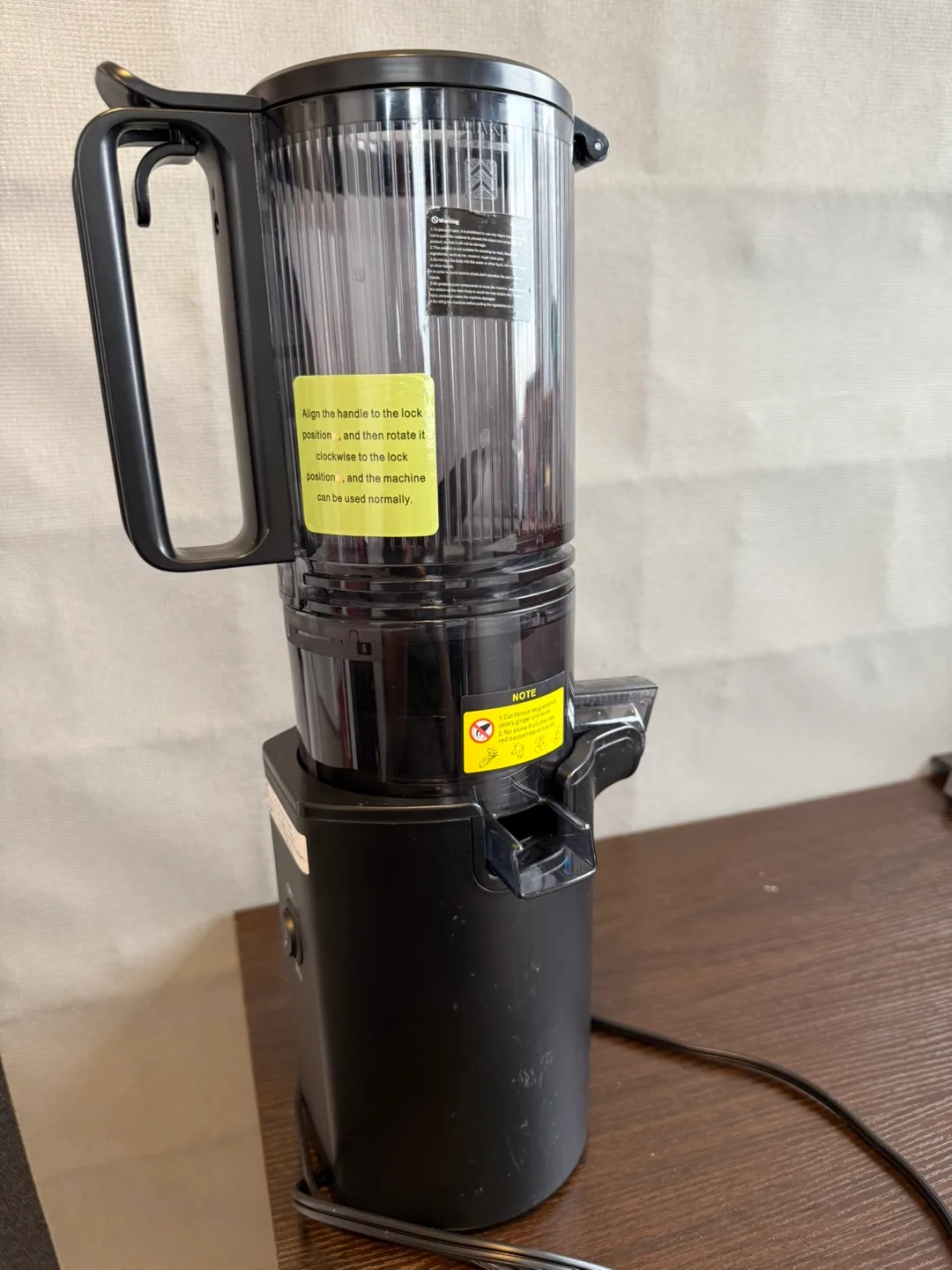 Canoly Masticating Juicer - open Box image indicator(6)