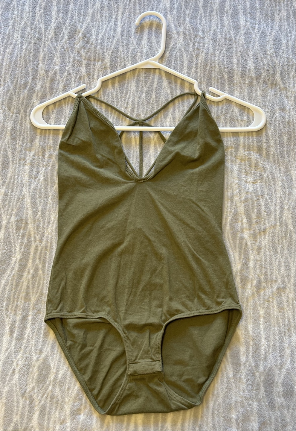 ✨✨Olive Green Criss-Cross Bodysuit