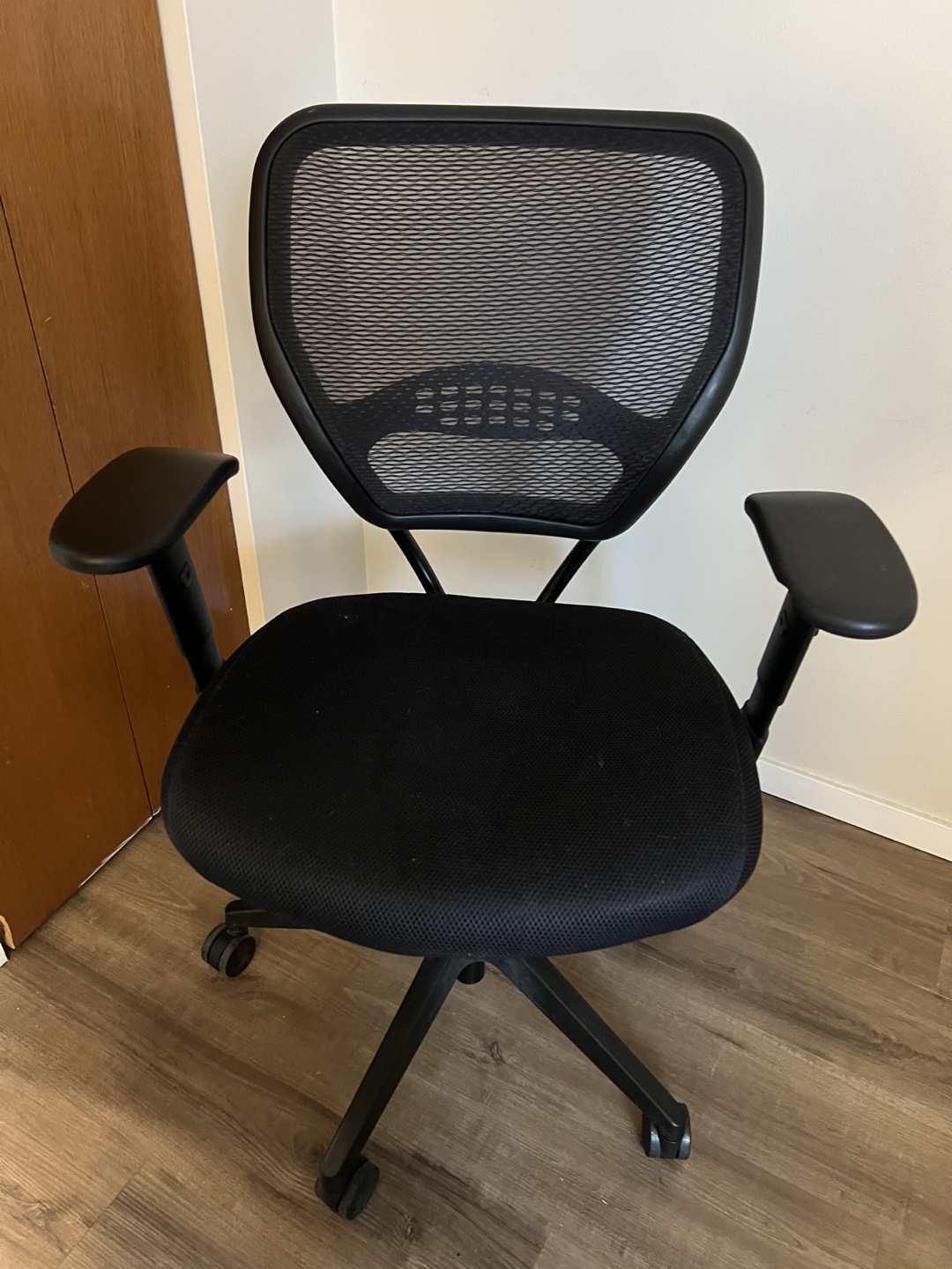 Black Mesh Office Chair