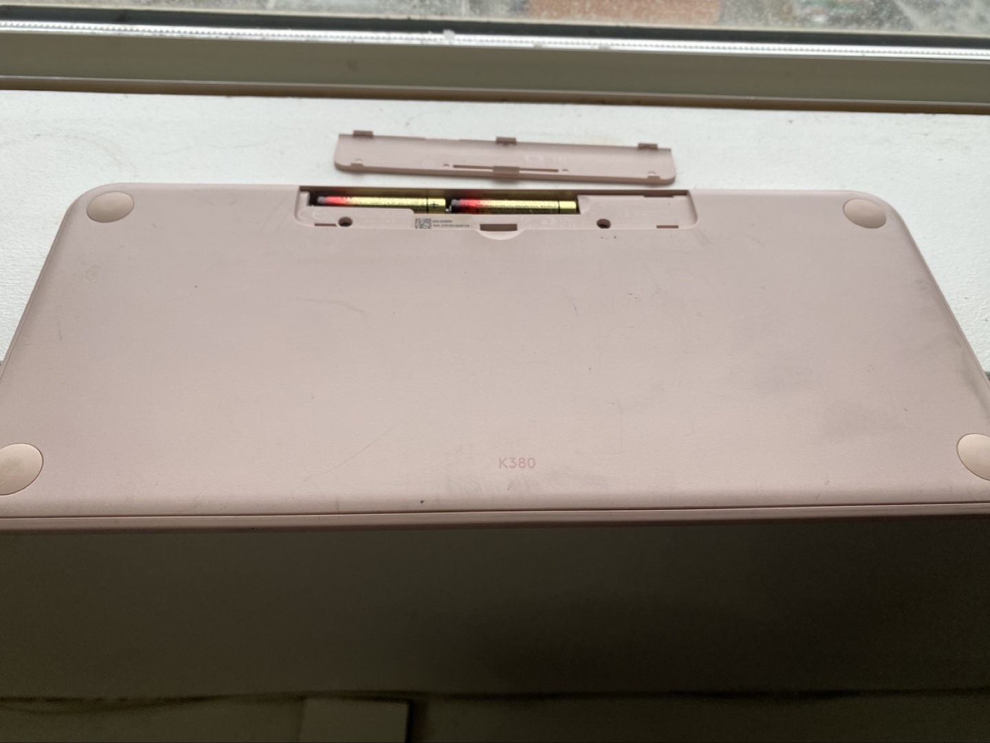 Logitech K380 Wireless Multi-Device Keyboard - Blush Pink - photo 4