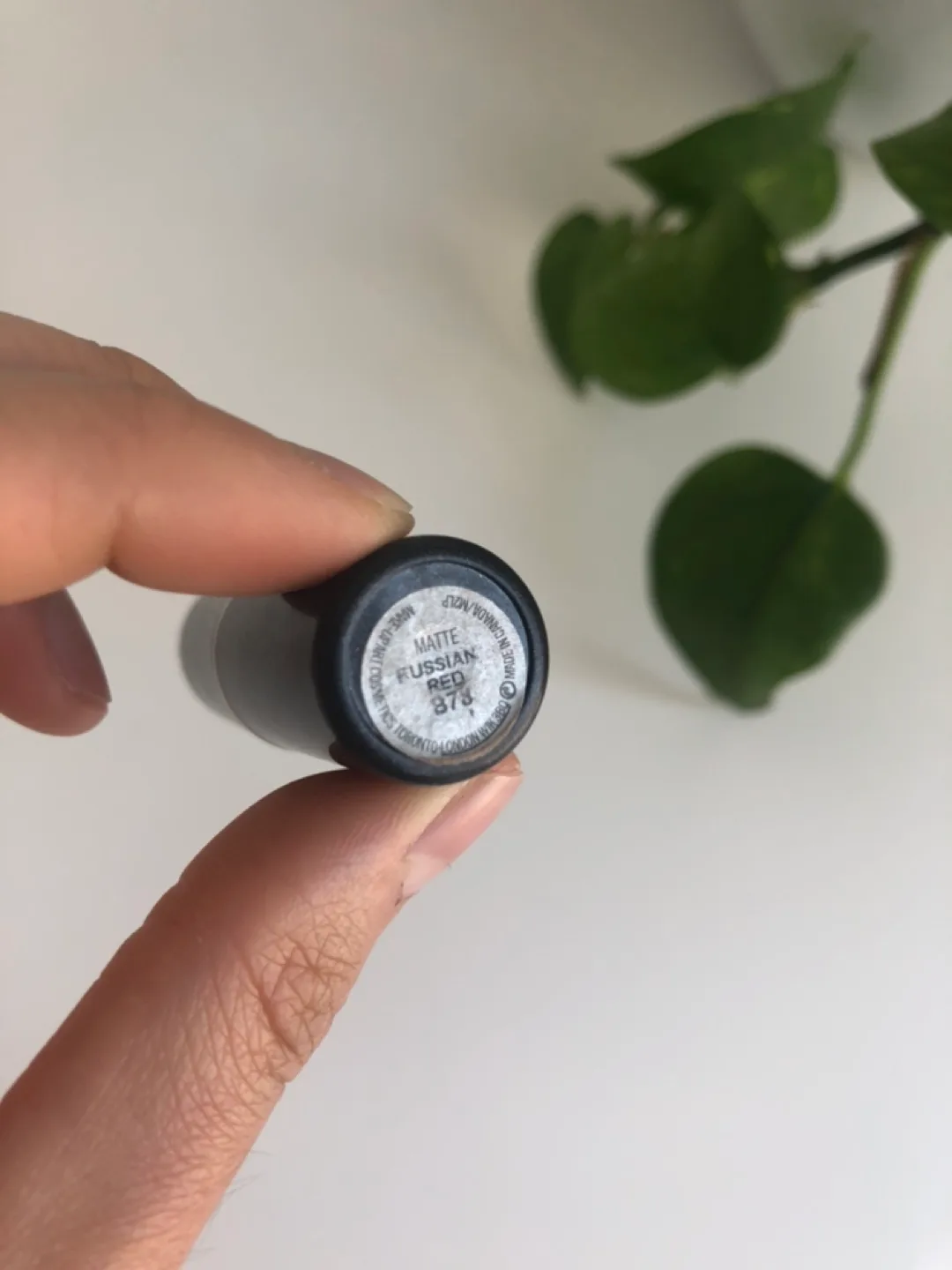 MAC Matte Lipstick - Fussian Red image indicator(3)