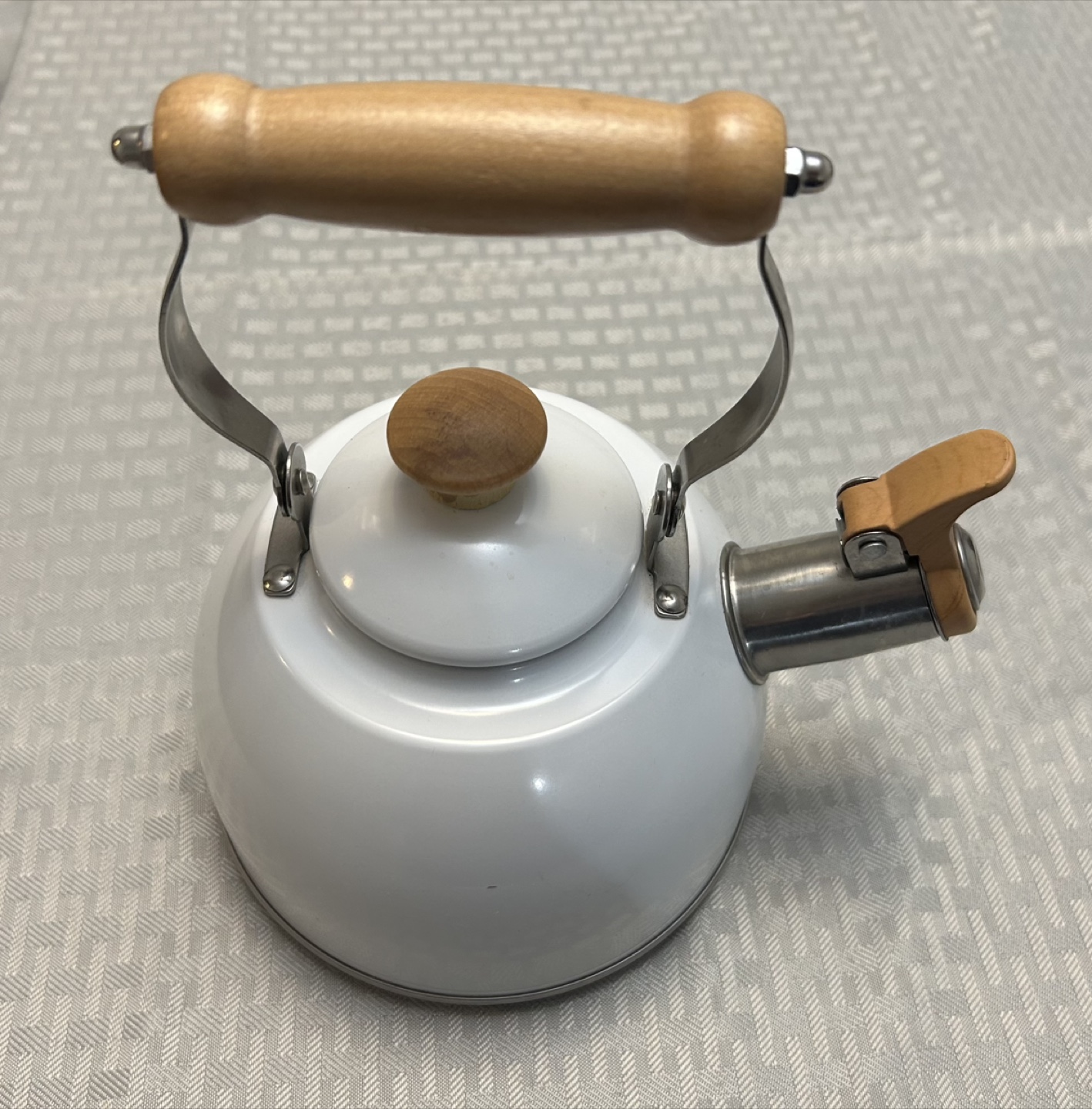 White Enamel Tea Kettle with Wooden Handle - photo 2