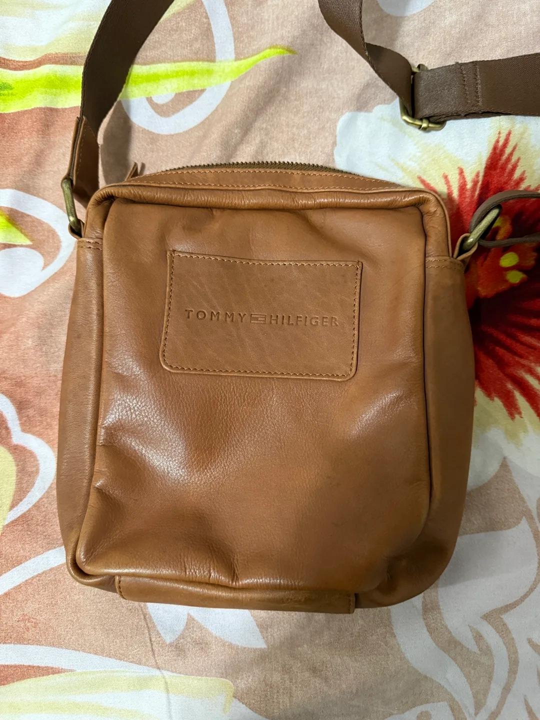 Men Tommy Hilfiger Brown Leather Crossbody Bag image indicator(3)