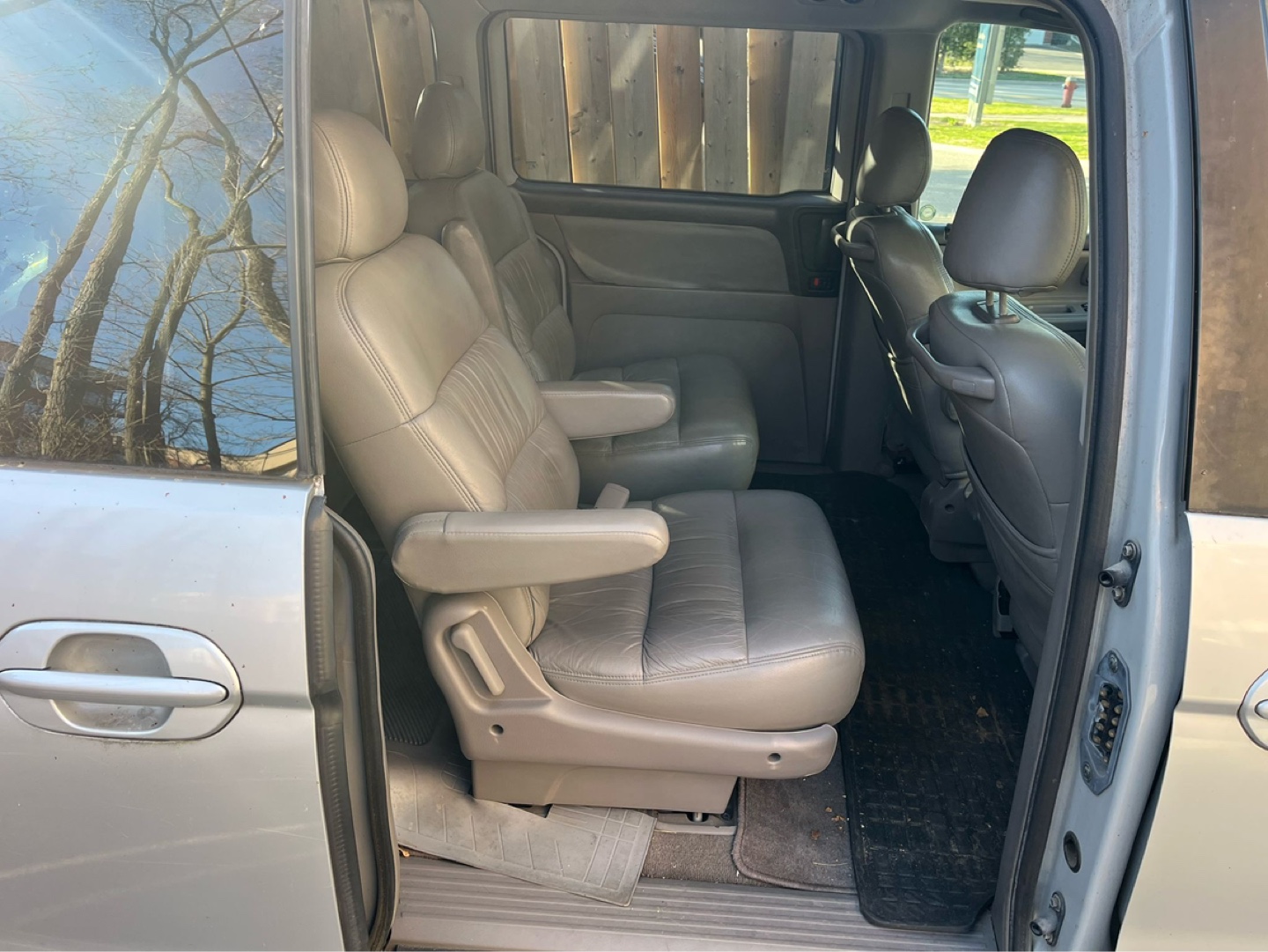 Honda Odyssey Minivan - photo 3
