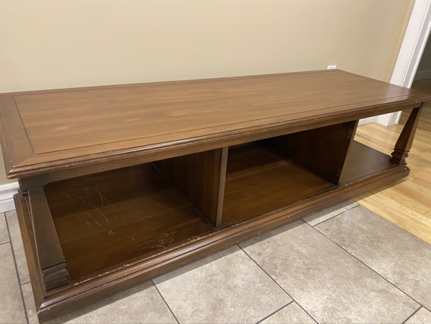 Vintage Long Coffee Table / TV Stand (CAN DELIVER) - photo 4