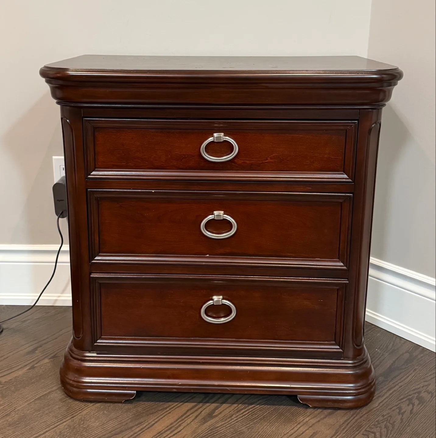 Dark Brown Wooden Bedroom Set image indicator(3)