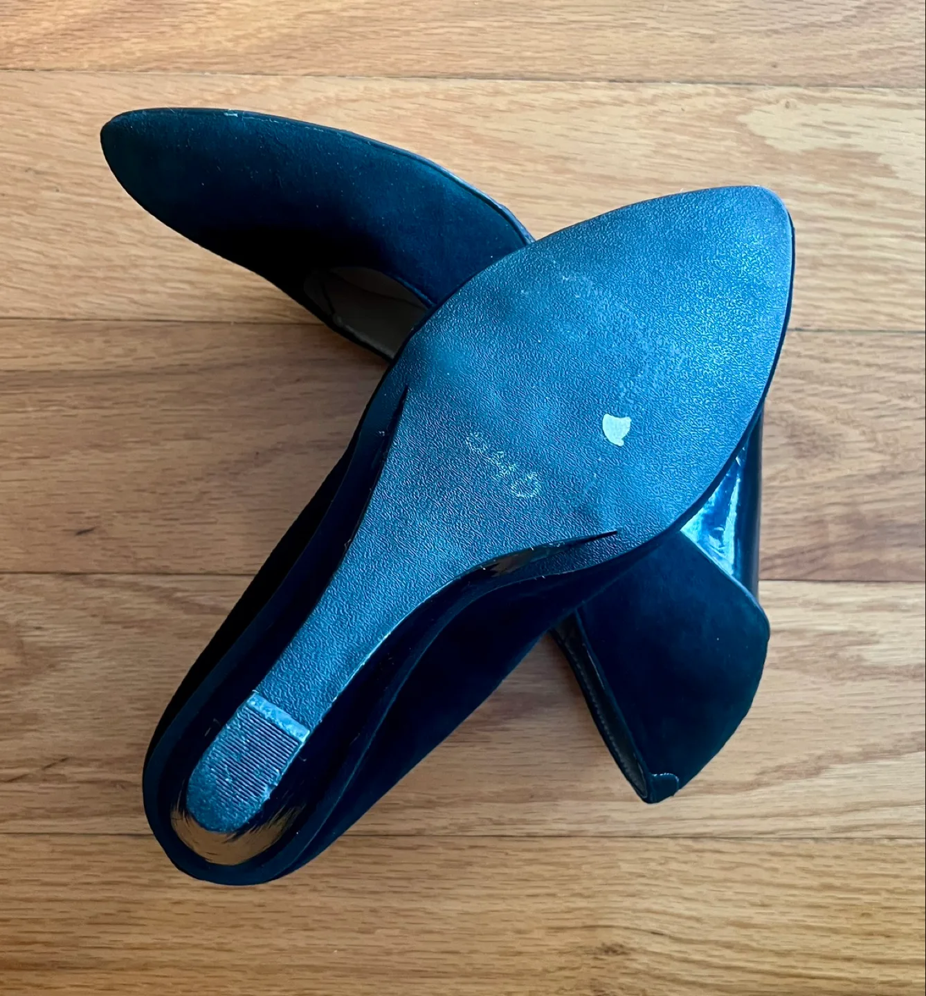 Nine West Black Suede Wedge Heels - Size 9.5 image indicator(4)