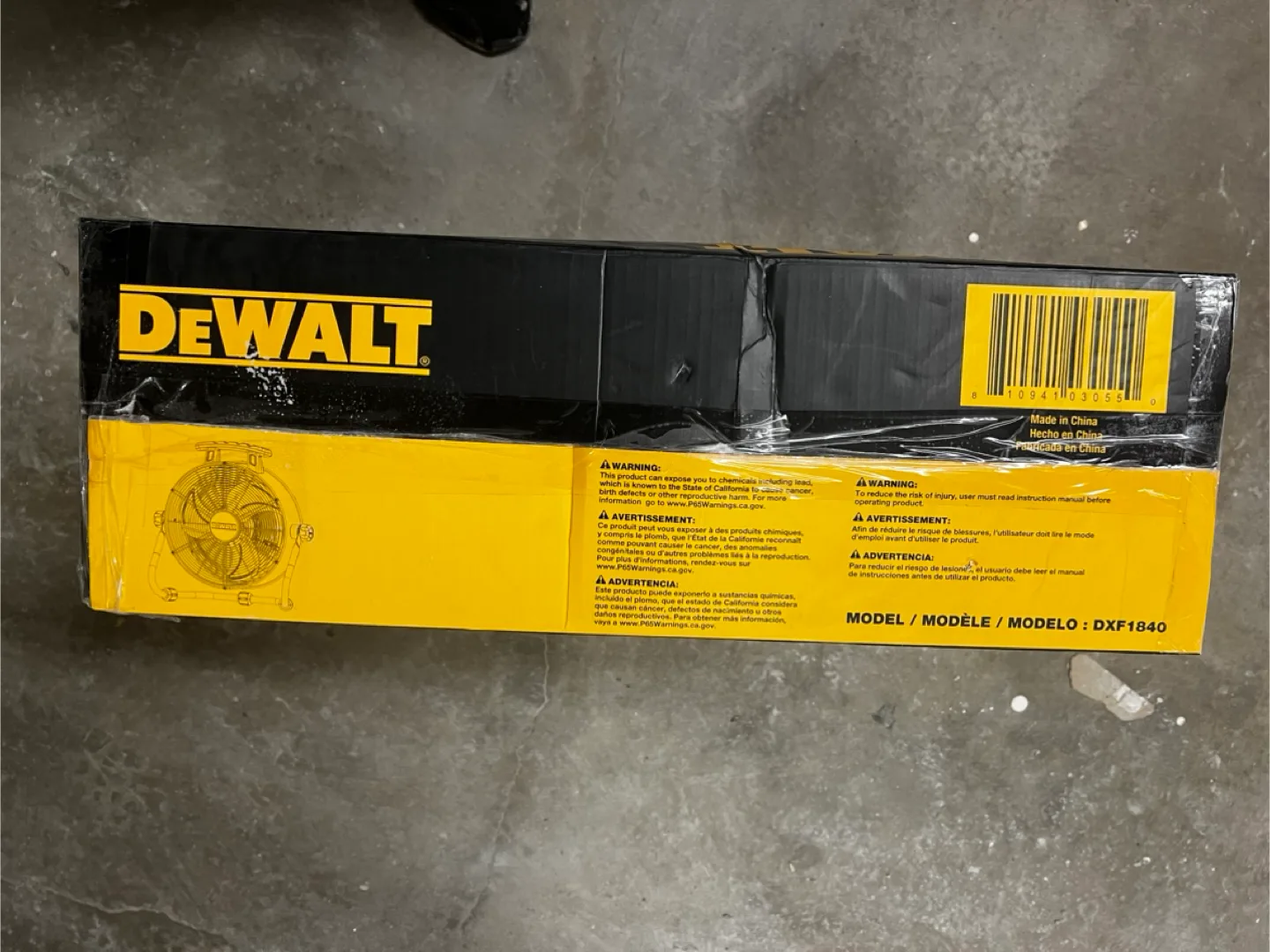 Dewalt 18 in Floor Fan image indicator(4)