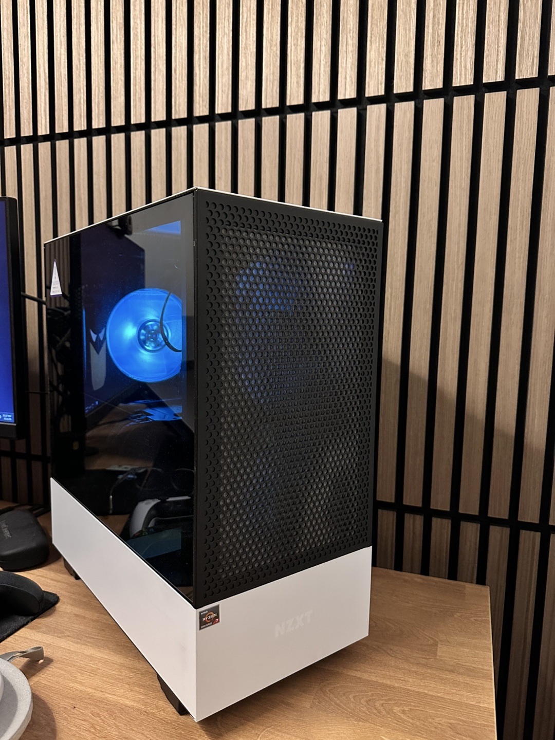 Gaming PC- Ryzen 7 5700X - RTX 3070 -32GB Memory - photo 3